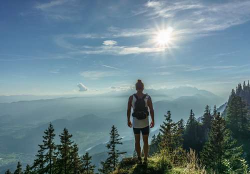 trekking Mulher na montanha