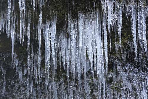 caverna congelada estalactite