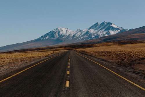 montanhas nevadas Road