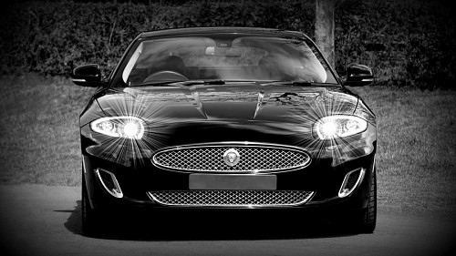 Carro Jaguar preto para papel de parede