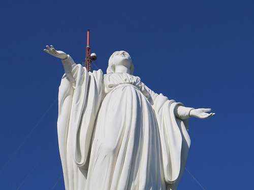Virgin no topo do Cerro San Cristobal