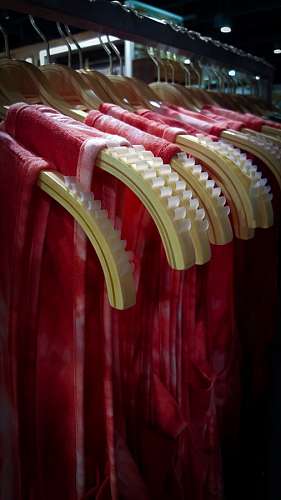 Roupas em loja