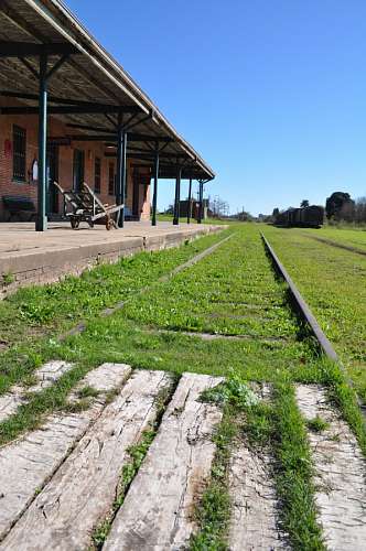 Estação Ferroviária Abandonada