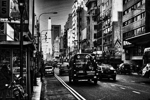 Av Corrientes, Buenos Aires, Urbano