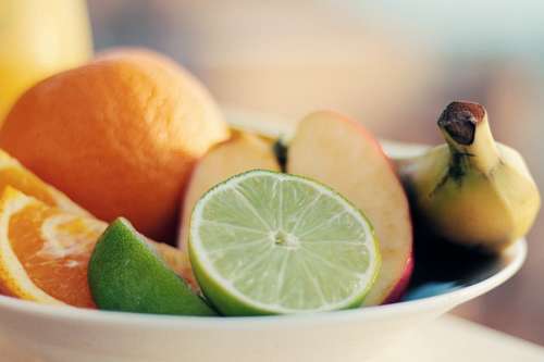 Tigela com frutas