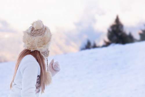 Menina no inverno