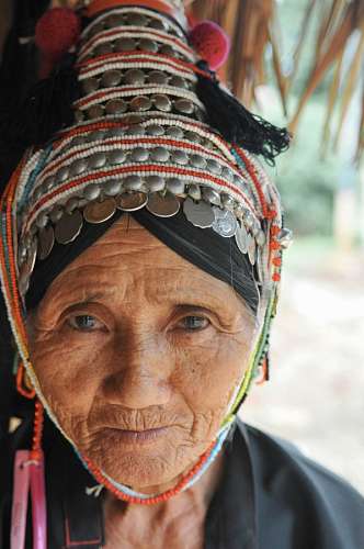 nativo Mulher idosa