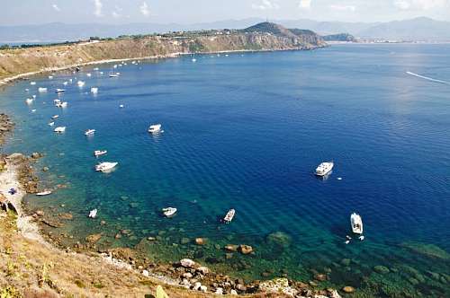 levantando Golfo di Milazzo, Levante, Itália,
