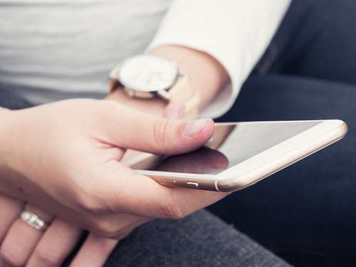 tecnologia sem toque Mulher, usando, telefone