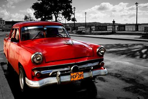 200 Carro vermelho