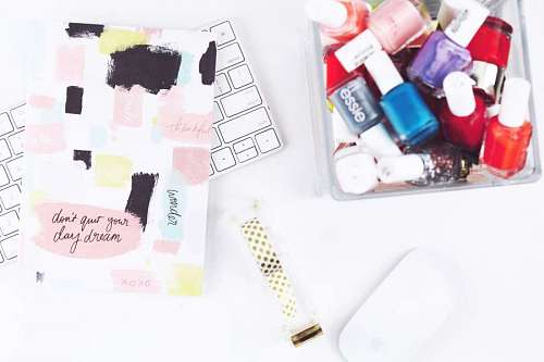 esmalte Esmaltes e Caderno