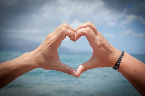 coracao amor conceito mao Homem, mãos, formando, um, coração, praia