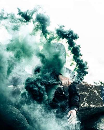 anonimo Homem, com, verde, bomba fumaça