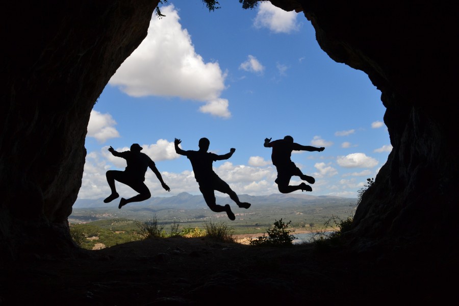 sombra, salto, amizade, vista, grécia, silhueta, paisagem, diversão, jovem, desfrutando, exercício, amigos