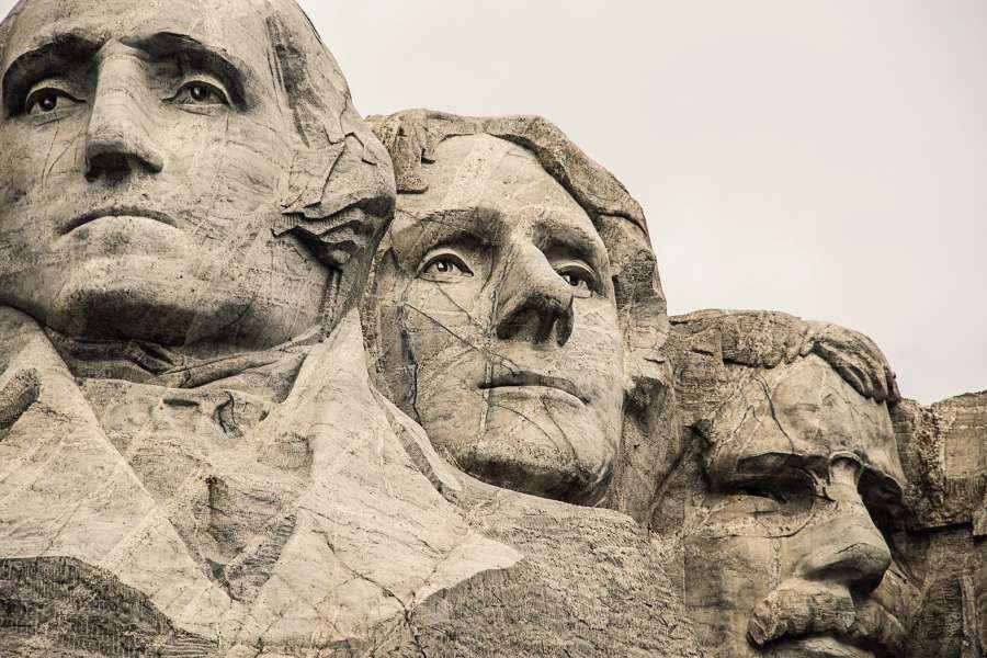 eua, rushmore, memorial, nacional, jefferson, escultura, monumento, monte, washington, américa, marco, roosevelt, dakota, turismo, lincoln, pedra, viagem, rocha, presidente, americano, patriótico, sul, unido, montanha, paisagem, estados, famoso, histórico, céu, símbolo, parque, george, presidentes, rosto, vetor, monte rushmore, plano de fundo, ao ar livre, história, patriotismo, verão, theodore, independência, abraham, thomas, dakota do sul, ilustração, democracia, colinas, visualizar