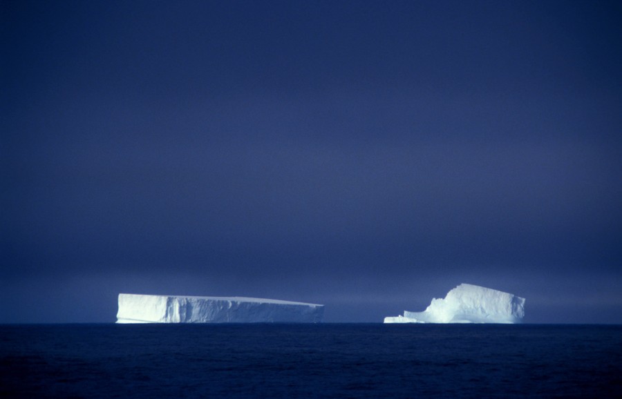 icebergue, gelo, antártico, ártico, polo norte, congelado, frio, ninguém, icebergue, paisagem, branco,