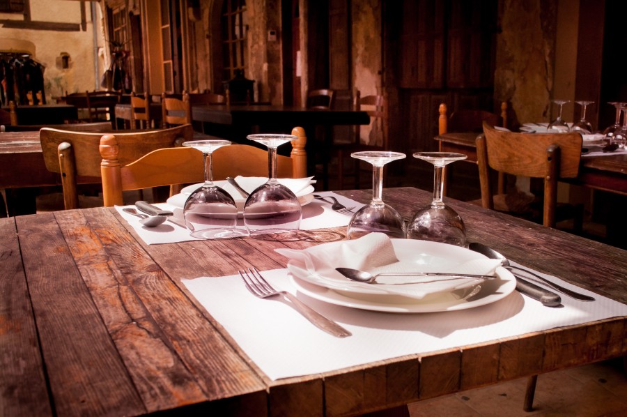 mesa, restaurante, ninguém, vazio, copos, talheres, interior, madeira, gastronomia,