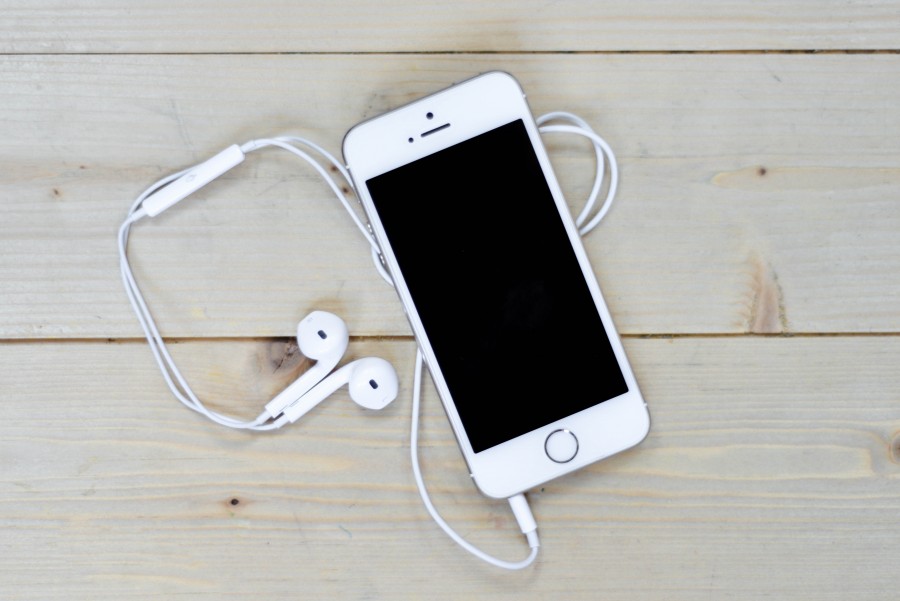 Música, Stokpic, Branco, maçã, negócio, computador, computação, conectividade, conectar, mesa, fones de ouvido, fones de ouvido, iTunes, iPhone, iPhone 5, mac, móvel, escritório, telefone, tela, smartphone, tecnologia, tecnologia, tela sensível ao toque, mac,