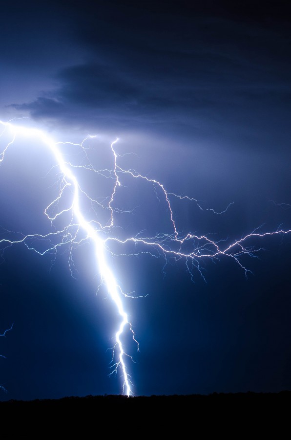 Relâmpago, cidade, noite, tempestade, mau tempo, iluminar, luz, elétrica, força, poder, ruído, trovão, nuvem, nuvens, preto, preto, noite, paisagem,