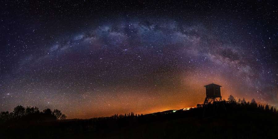 galáxia, noite, céu, natureza, plano de fundo, paisagem, astronomia, espaço, estrela, luz, universo, leitoso, bela, forma, viagem, cosmos, estrelado, ciência, montanha, azul, constelação, cósmica, Via Láctea, escuro, ao ar livre , exploração, aventura, brilhante, paisagem, colina, rocha, vista, estrelas, turismo, cena, profundo, preto, tranquilo, abstrato, verão, astrofotografia, brilhante, cênica, beleza

