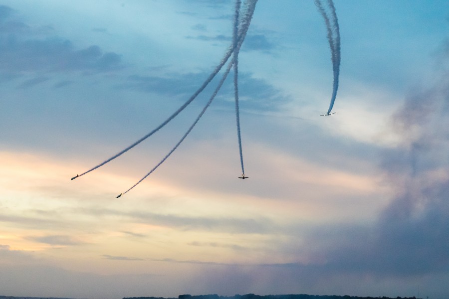 por do sol, por do sol, por do sol, avião, aviões, acrobacia, ar, acrobática, céu, pirueta, extremo, risco, arriscado, sem medo,