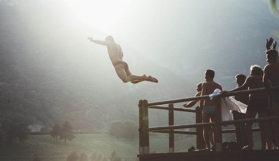 splitshire, uma pessoa, pessoas, homem, salto, salto, esportes, verão, diversão, alegria, férias, coragem, perigo, arriscado, aventura, coragem,