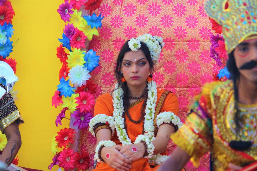 rama, religião, tradicional, celebração, feriado, ramnavami, ramayana, navami, festival, deus, navratri, senhor, sagrado, hindu, indiano, religioso, culto, ilustração, hinduísmo, plano de fundo, Índia, dussehra, carneiro, feliz, arco, rei, tradição, cultura, editável, guerreiro, cultural, navmi, ramanavami, ramayan, vetor, seta, dharma, mitológico, espiritual, ravana, banner, ram navami, poderoso, histórico, imortal, felicidade, convite, cartaz, shri, divindade