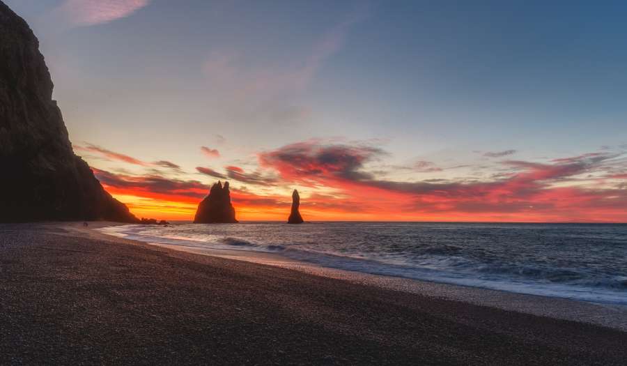 islândia, natureza, paisagem, pôr do sol, praia, céu, mar, islandês, viagem, oceano, vista, areia, ao ar livre, preto, montanha, bela, plano de fundo, paisagem, incrível, vulcânico, azul, costa, ilha, aventura, deslumbrante, costa, rocha, europa, natural, água, cênico, vestrahorn, grama, majestoso, penhasco, turismo, espetacular, cabo, nuvem, paisagem marinha, stokksnes, nascer do sol, deserto, atlântico, duna, fantástico, escandinávia, litoral, verão, norte