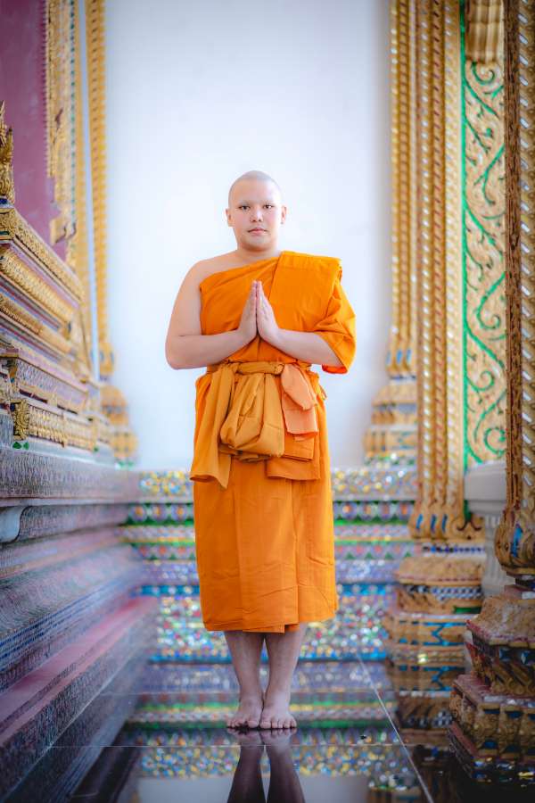monge, budismo, ásia, velho, antigo, religião, templo, budista, cultura, tradicional, arquitetura, viagem, turismo, união, angkor, cambodia, pessoas, contemplação, pessoa, sião, sereno, ruína, civilização, etnia, orando, dois, khmer, cambojano, colher, novato, famoso, lugar, espiritualidade, asiático, indígena, cena, wat, tranquilo, sacerdote, natureza, gompa, arte, roda, índia, colorido, tibet, thiksey, ladakh, deus, índio, paisagem, adoração, tiksey, janela, azul, himalaia, oração, mosteiro, nuvem, bela, montanha, vista, leh, construção, sobreposição, aérea, Caxemira, branco, Buda, estupa, vale, Jammu, ponto de vista, céu, marco, palácio, tibetano