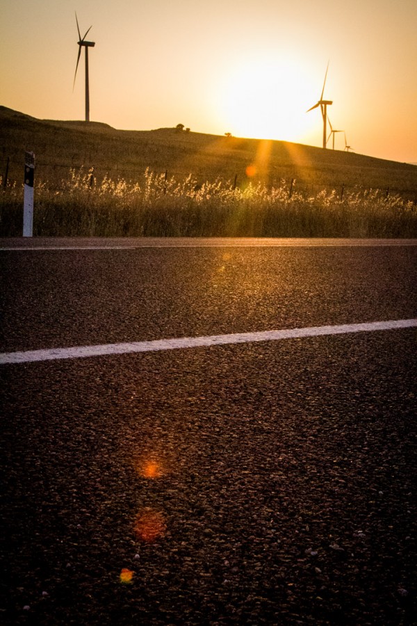 moinhos de vento, tecnologia, campo, exterior, moinho, energia, vento, natural, alternativa, ecologia, ambiente, pôr do sol, rota, estrada,