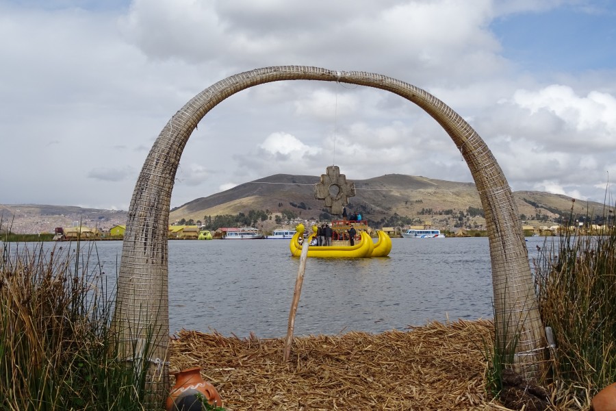 Bolívia, Lago, Titicaca, Puno, Copacabana, América do Sul, América Latina, paisagem, dia, barco, palha, totora,