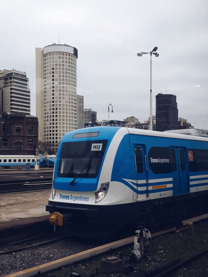argentina, trem, viagem, cidade, transporte, urbano, transporte, ferrovia, buenos aires, estação, aires, buenos, américa, turismo, ferrovia, sul, linha, construção, ferrovia, jornada, antigo, estrutura, estrada, plano de fundo, paisagem urbana , latino, mundo, argentino, retro, viagem, público, terminal, arquitetura, vista, tecnologia, férias, dia, metal, tabuleiro, vazio, porto, destino, trilha, tráfego, rio, vintage, paisagem, plataforma, américa do sul, moderno