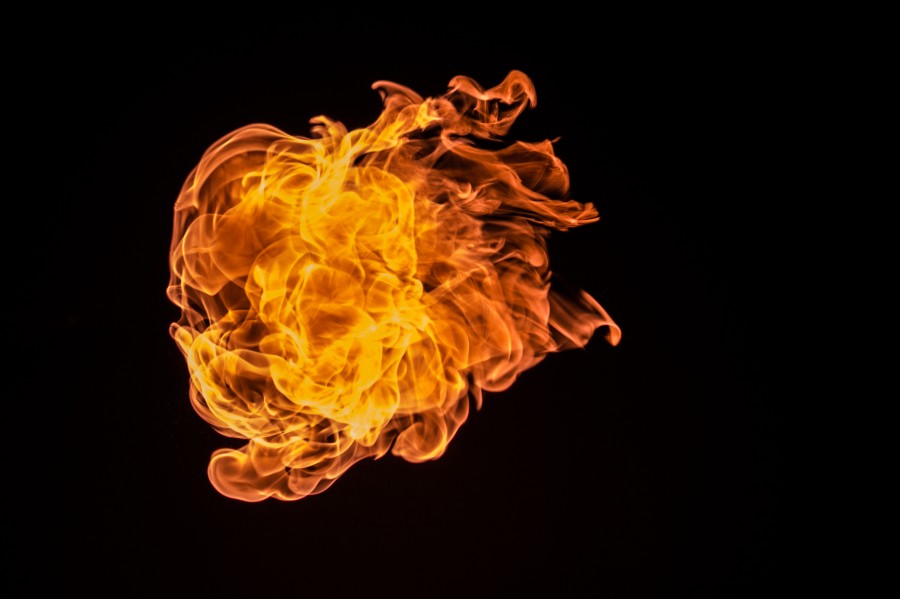 fogo, bola de fogo, fundo preto, quente, conceito, ninguém,