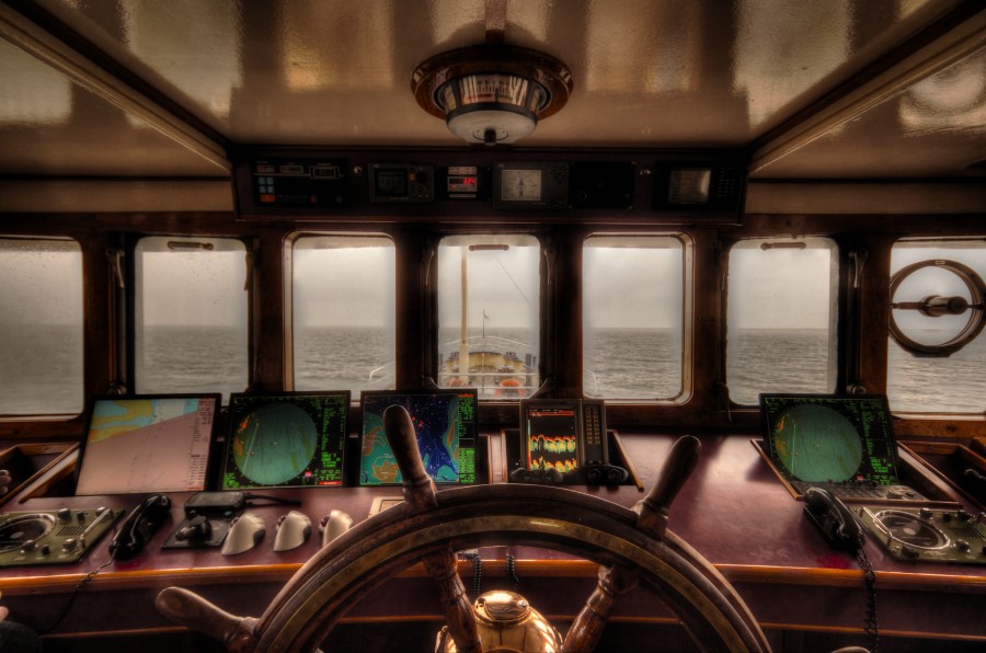 vela, leme, ponte, navio, barco, capitão, dirigir, instrumental, navegação, radar, gps, oceano, mar,