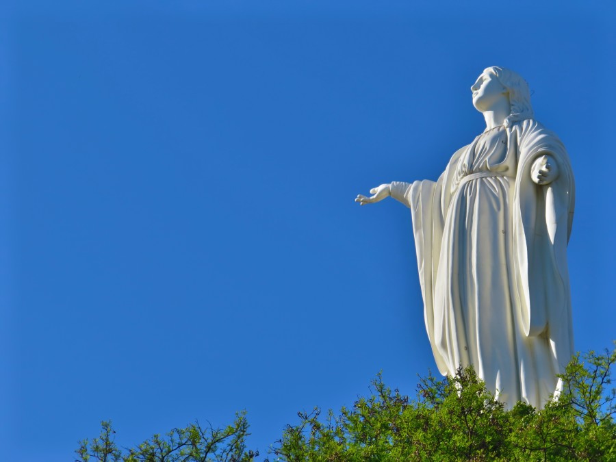virgem, maria, estátua, colina, san cristobal, santiago do chile, chile, américa latina, américa, religião, céu azul,