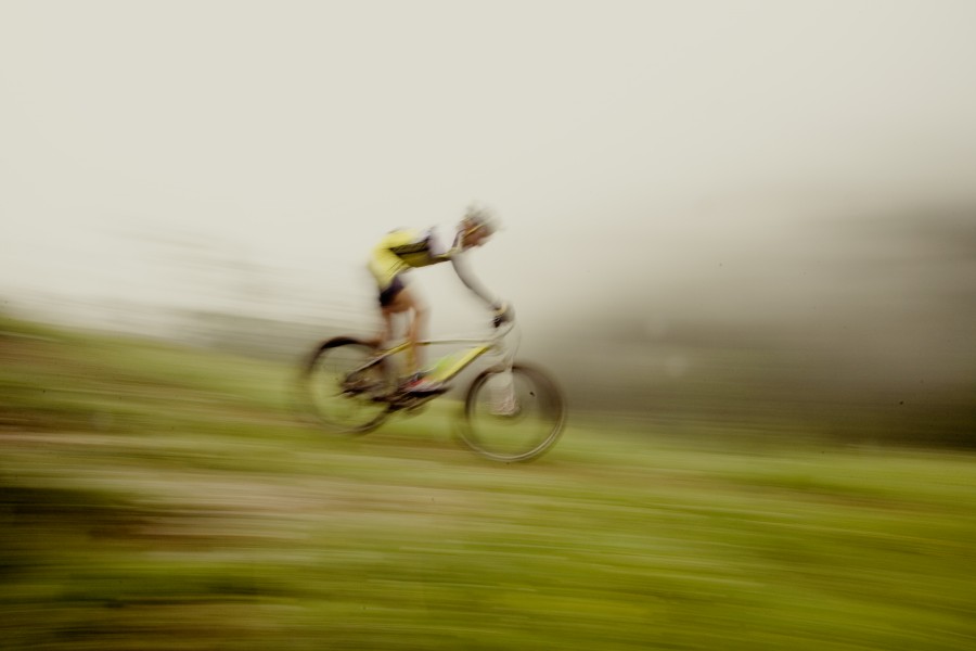 uma pessoa, fora, ciclismo, esportes, bicicleta, dia, velocidade, efeito de varredura,