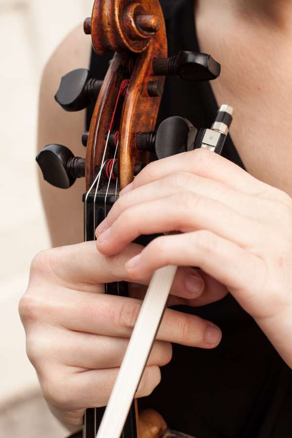 música, bela, violino, branco, músico, menina, mulher, fêmea, clássica, instrumento, tocar, caucasiano, violinista, exploração, jovem, arte, musical, arco, pessoa, retrato, beleza, atraente, plano de fundo, bonito, educação, corda, fofo, senhora, concerto, clássico, talento, diversão, amarrado, artista, desempenho, melodia, pessoas, um, jogador, aprendizagem, preto, escola, adulto, isolado, artes, som
