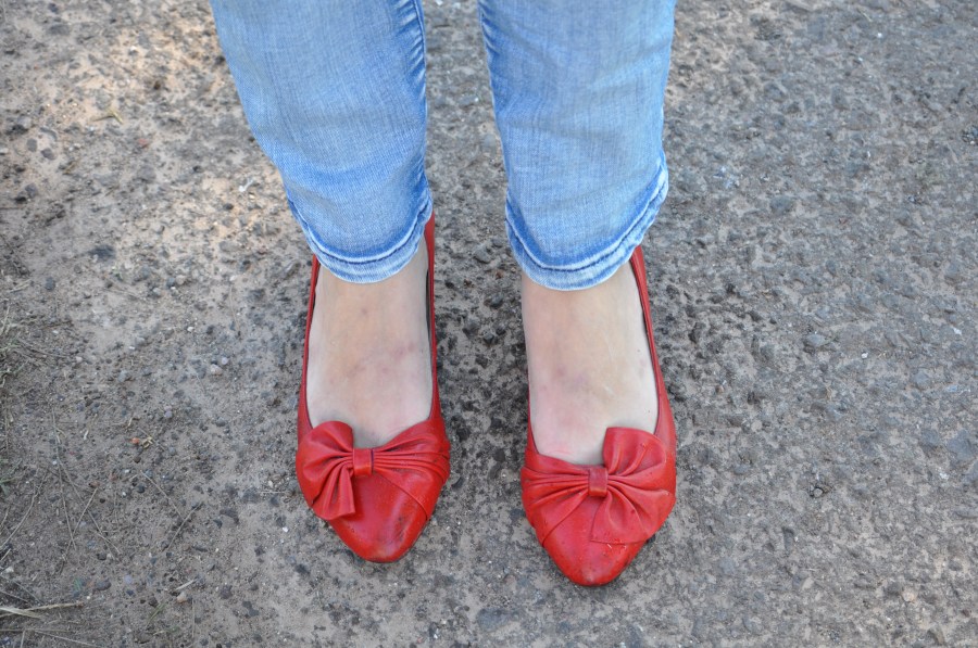 Sapatos, mulher, vista superior, vermelho, vermelho, arco, Jean