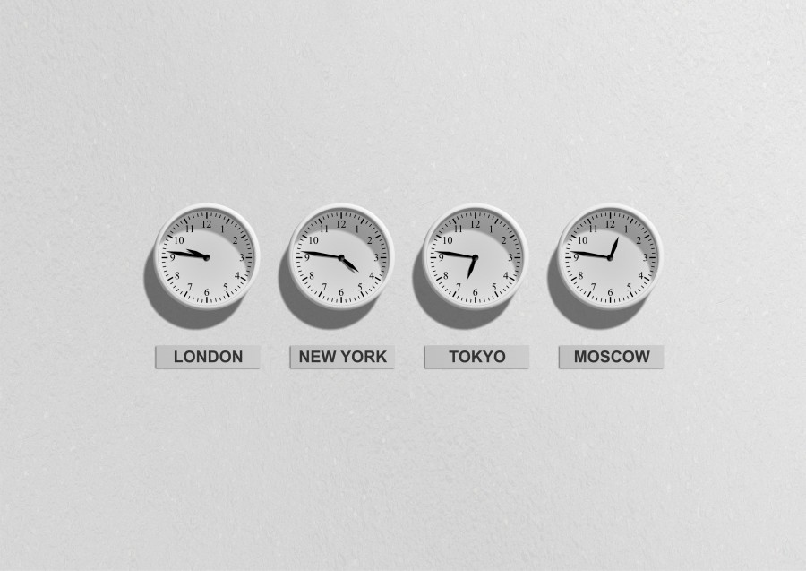 relógios, tempo, tempo, mundo, viagem, londres, nova lorque, tóquio, moscovo, tóquio, quatro, fundo branco, horários, horários, ninguém, conceito,