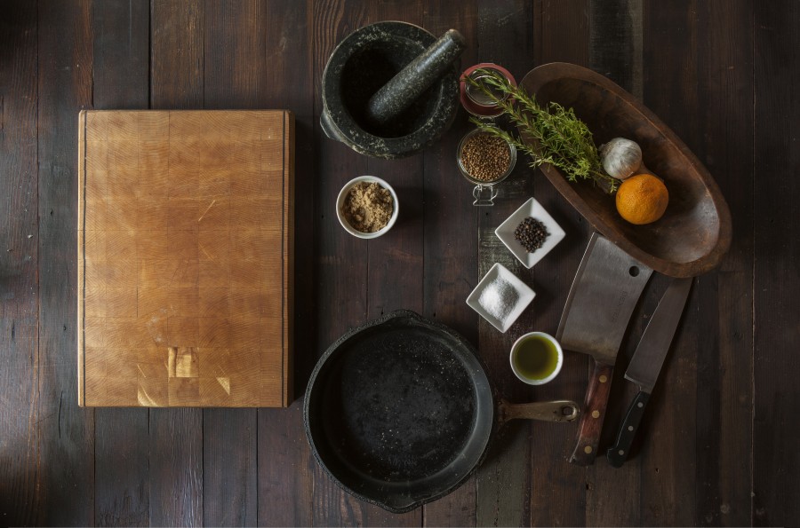 Panela, ferro, cozinha, utensílio, faca, mesa, argamassa, especiarias, cozinheiro, gourmet, conceito,