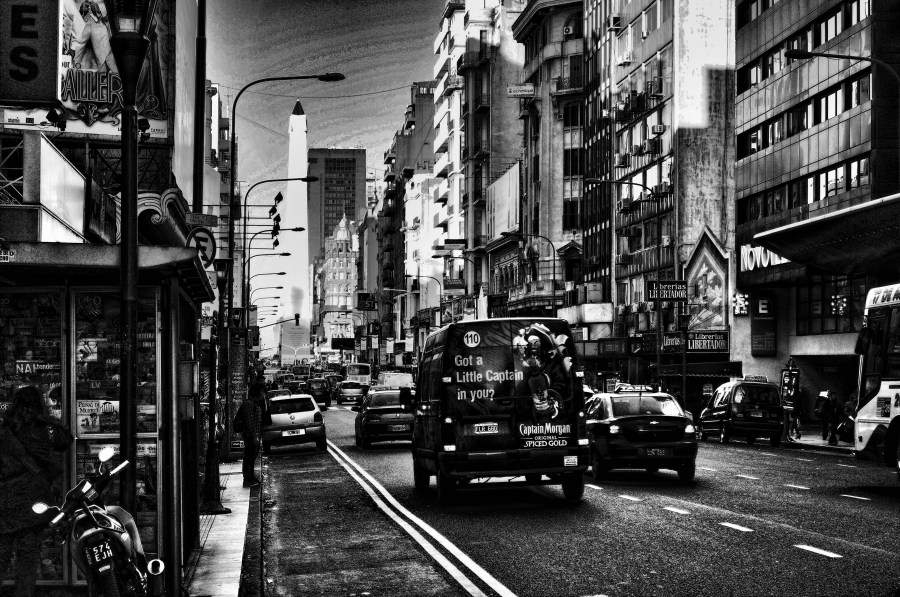 Buenos Aires, Urbano, Avenida Corrientes, Buenos Aires, Argentina, Microcentro, B & W Preto e Branco, Rua, Tráfego