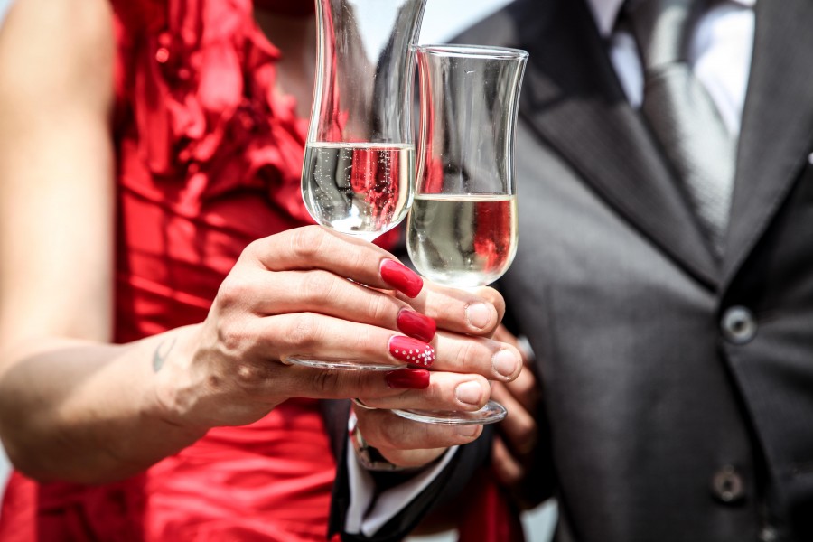 Brinde, copo, vidros, casamento, casamento, celebração, amor, champanhe, namorados, casal, novo, vermelho, elegante,