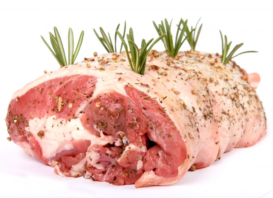 bife de salsicha, bife, carne, refeições, assado, fundo branco, carne, carne, alimentos, gourmet, alecrim, tempero, temperado, tempero, tempero, cru