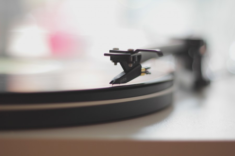 música, gravar, tocar registro, tocar discos, agulha, vinil, macarrão, bandeja, vintage, velho,