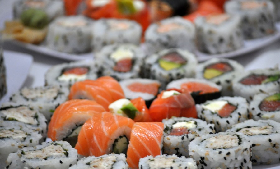 Sushi, Refeições, Comida japonesa, Salmão Rosa, Salmão, Abacate, Abacate, Arroz, Comida e Bebida, Prato, Grupo Grande de Objectos,