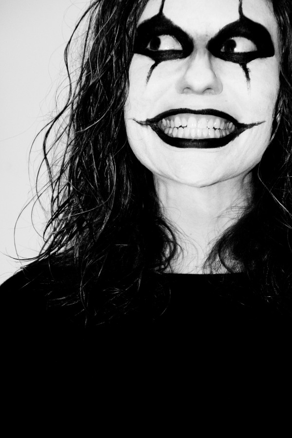 uma pessoa, pessoas, mulher, preto e branco, maquiagem, loucura, gesto, palhaço, mímica, dentes, sorriso, malevolo, louco, louco, olhar,