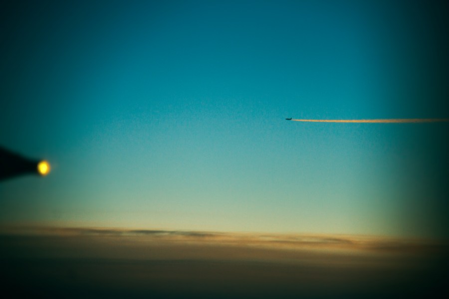 avião, céu, nuvens, voando, nuvens, avião, céu, voando, voo, pôr do sol, viagens, viagem,
