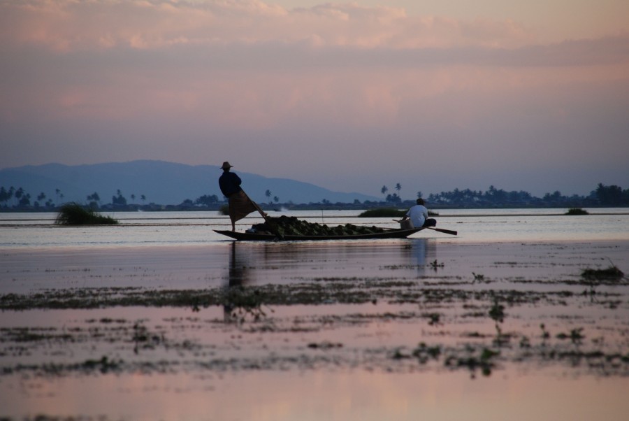 Índia, lago, Birmânia, duas pessoas, ásia, paisagem, pôr do sol, pescador, pesca, canoa, barco, homens, pessoas,