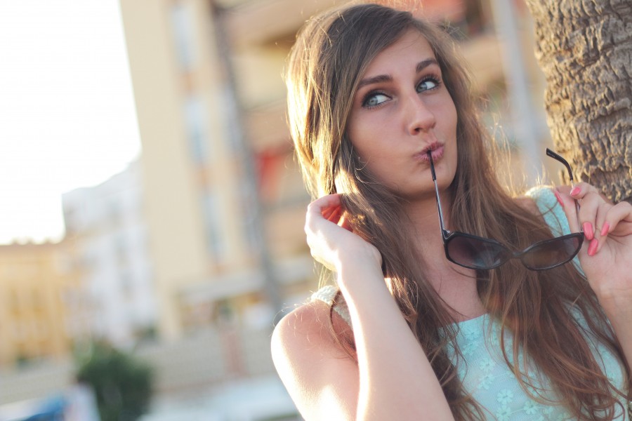 mulher, jovem, adolescente, legal, moda, beleza, uma pessoa, pessoas, óculos de sol, acessório, olhar,