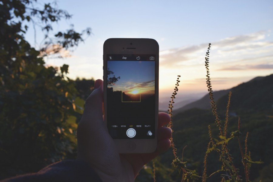célula, telefone, foto, paisagem, pôr do sol, viagens, viagens, fotografia, tecnologia, uma pessoa, mãos, pessoas, céu, momento,